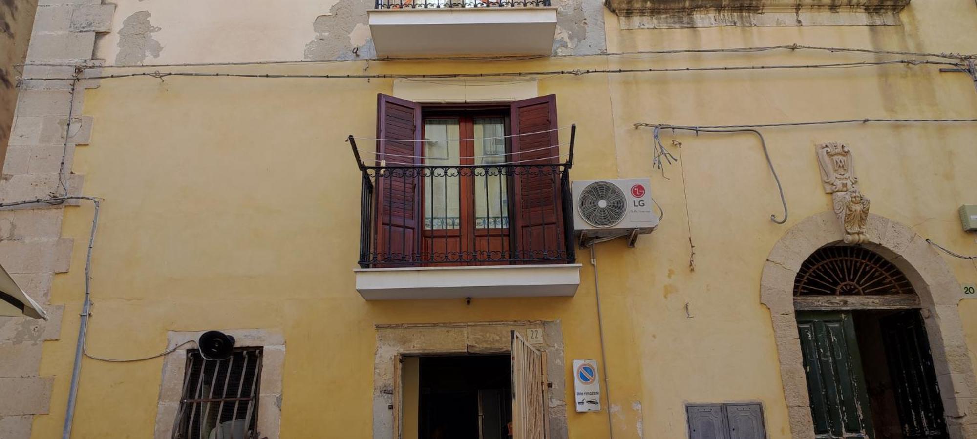 Апартаменты Santa Teresa House Сиракузы Экстерьер фото